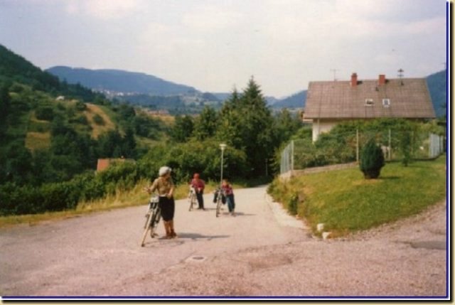 picture011.jpg